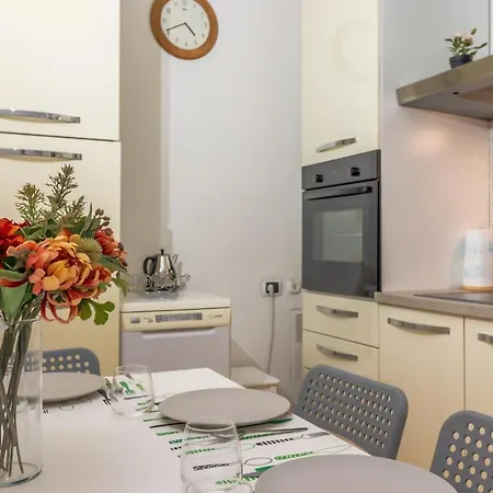 Brand New In Apartament
